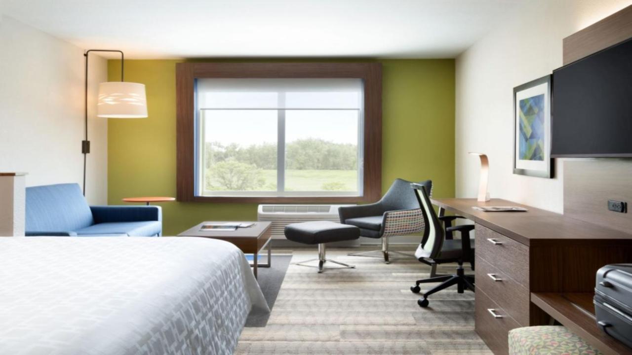Holiday Inn Express & Suites - Canton By Ihg Exterior foto